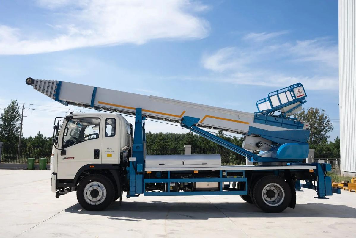 屏山云梯上料车租赁费用